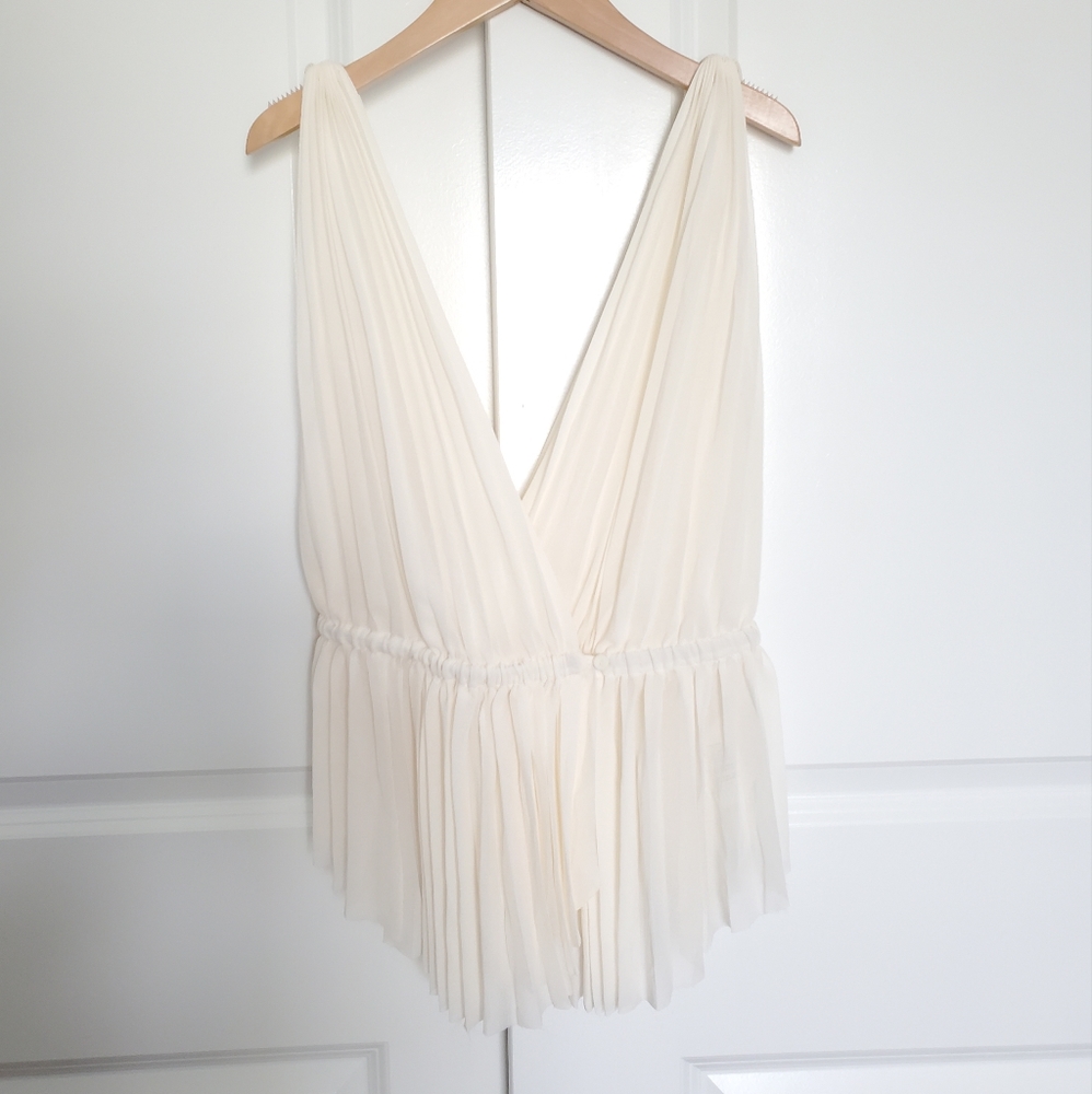 Aritzia Wilfred Tank